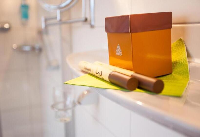 Номер Deluxe, Ochsen