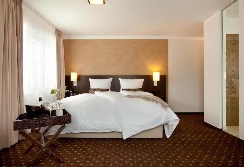 Номер Deluxe, Ochsen