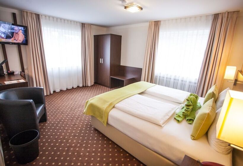 Номер Deluxe, Ochsen