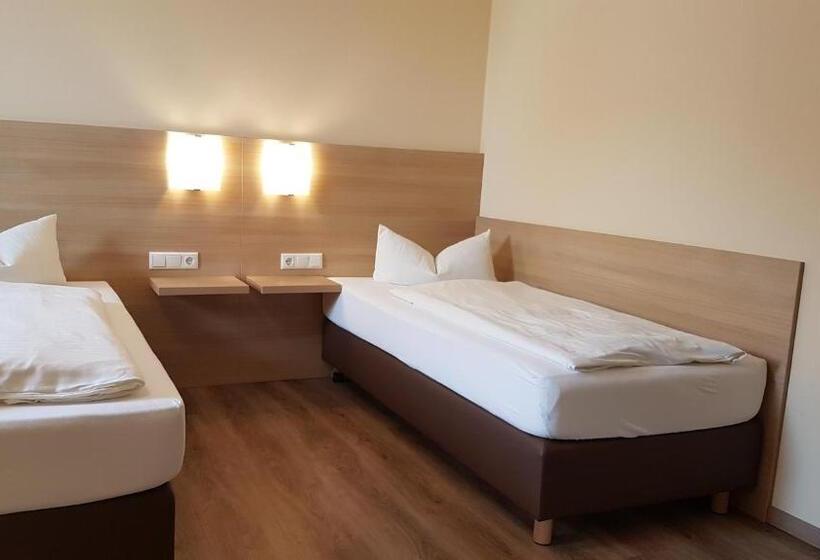 클래식 4인 룸, Restaurant Stern