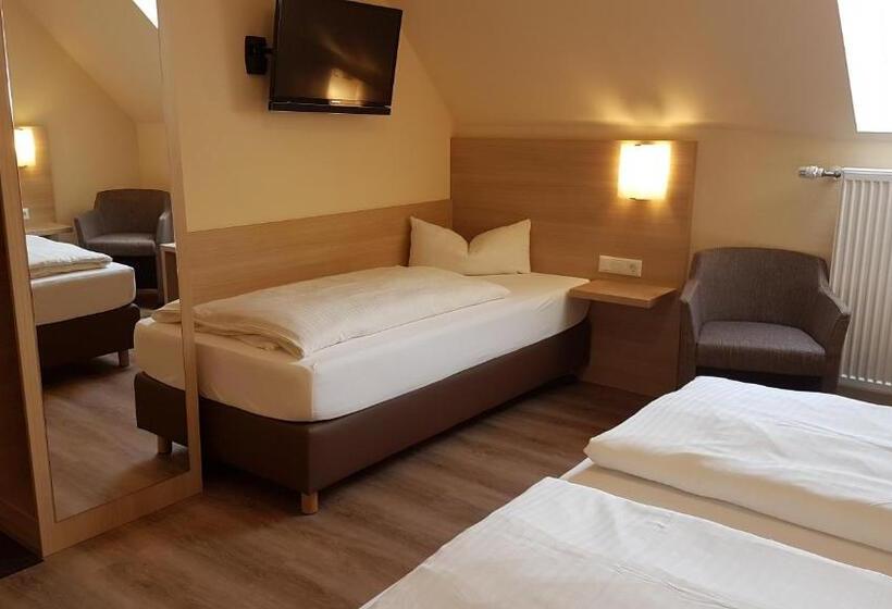 클래식 4인 룸, Restaurant Stern