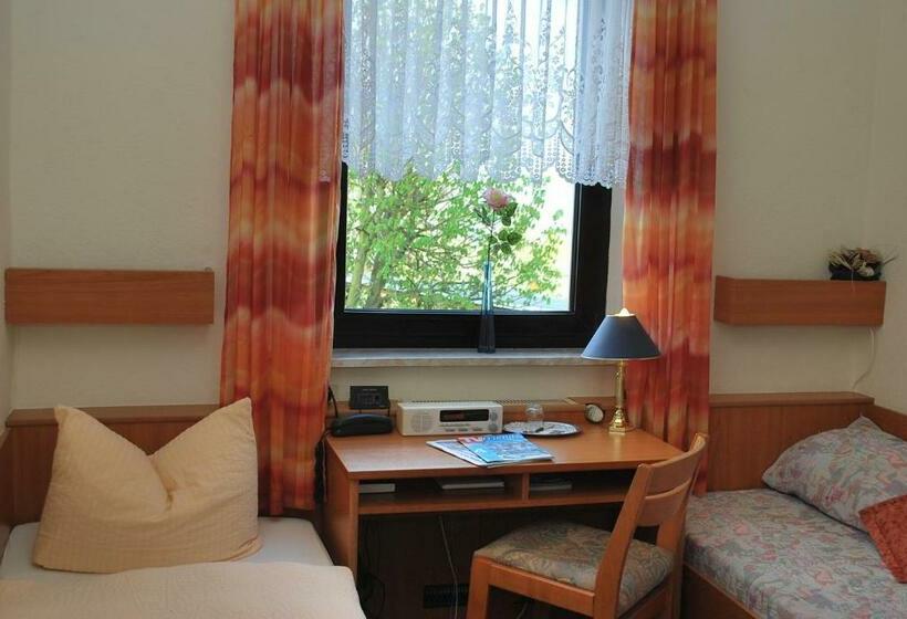 Quarto standart individual, Waldschloss