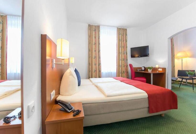 غرفة قياسية ثلاثية, Weierich