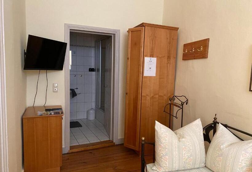 스위트, Weinstube Am Markt