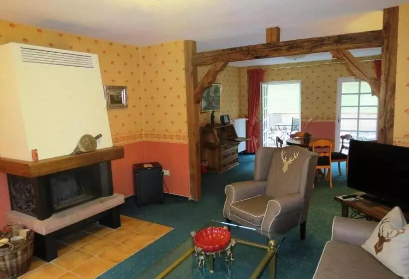 سوییت اجرایی, Landhotel Der Schafhof Amorbach