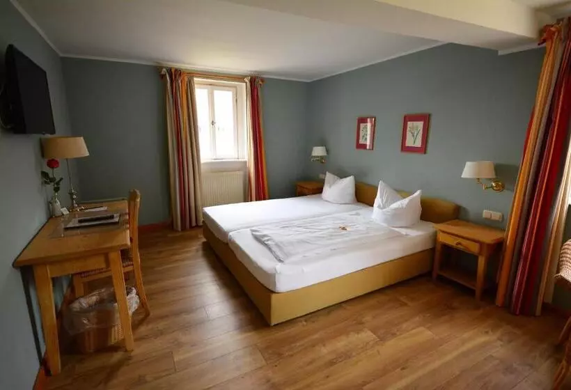 اتاق استاندارد, Landhotel Schloss Buttenheim