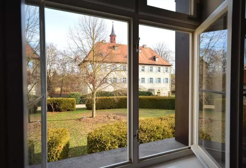 اتاق استاندارد, Landhotel Schloss Buttenheim