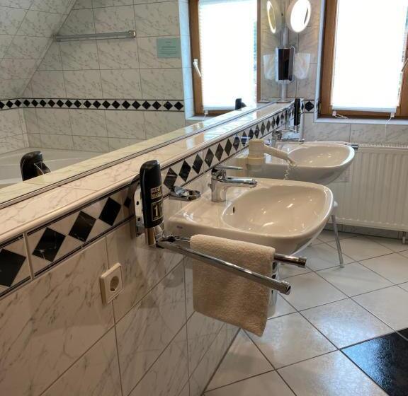 スイート, Landhotel Traube