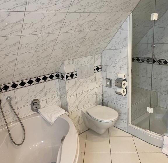 スイート, Landhotel Traube