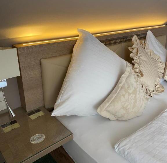 コンフォートトリプルルーム, Landhotel Traube