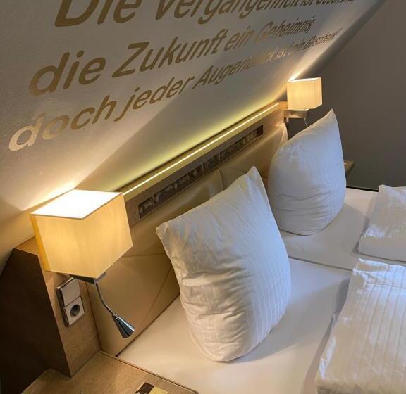 Номер Стандарт с Балконом, Landhotel Traube