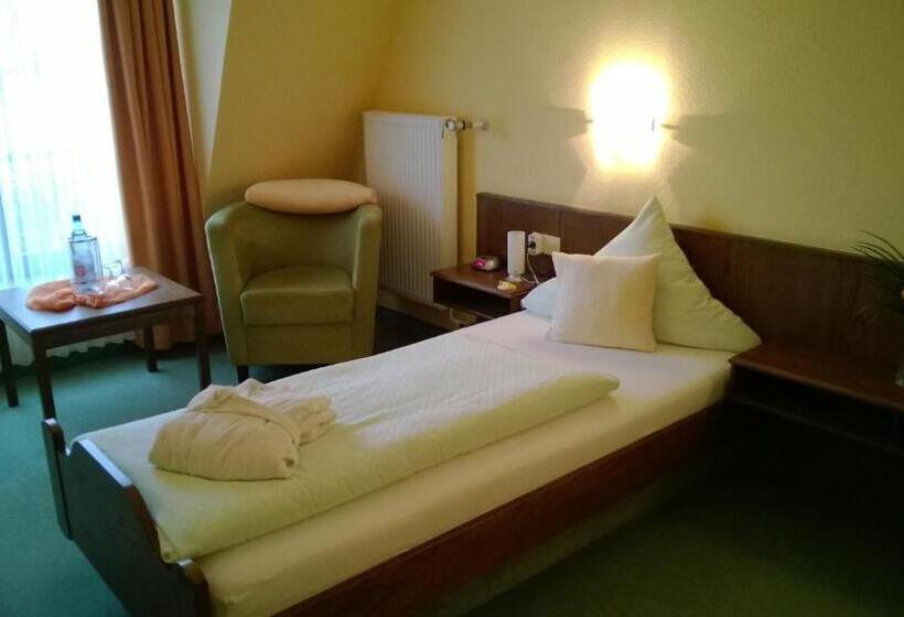 Номер Комфорт Индивидуальный, Landhotel Vierjahreszeiten
