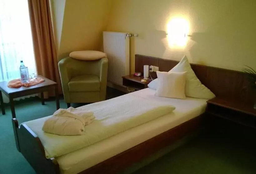 コンフォートシングルルーム, Landhotel Vierjahreszeiten