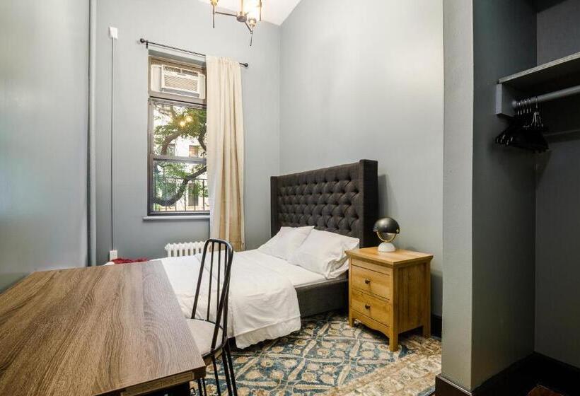 اتاق استاندارد با سرویس بهداشتی مشترک, Lamartine Chelsea