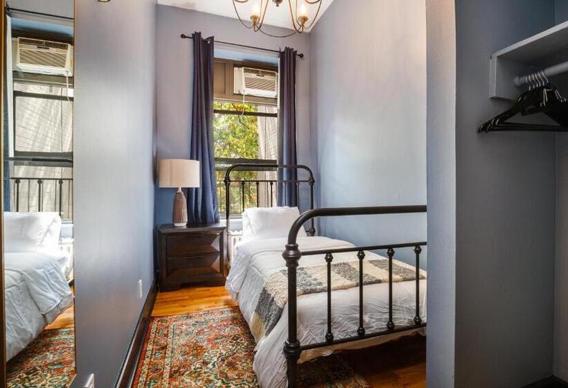 اتاق استاندارد یک نفره, Lamartine Chelsea