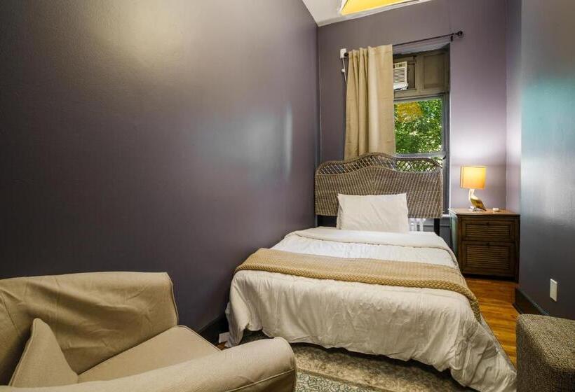 اتاق استاندارد با سرویس بهداشتی مشترک, Lamartine Chelsea