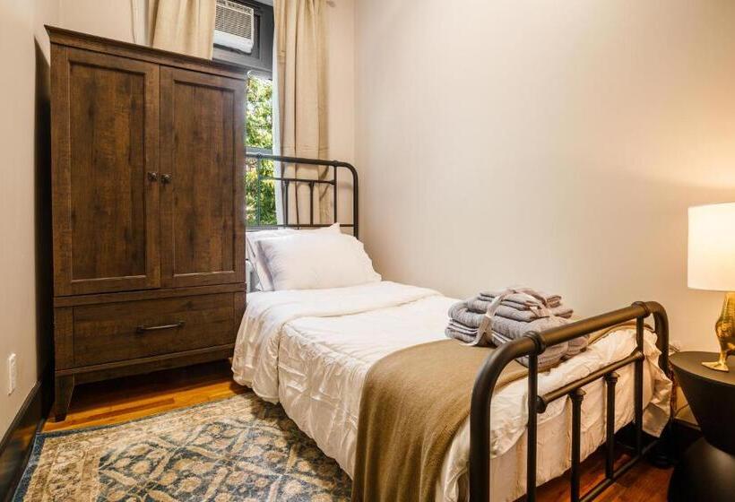 اتاق استاندارد یک نفره, Lamartine Chelsea