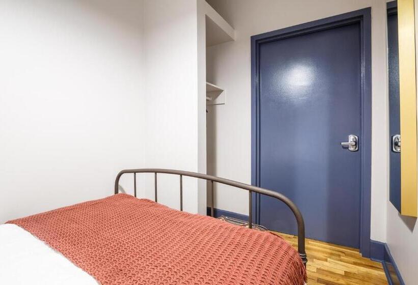 اتاق استاندارد با سرویس بهداشتی مشترک, Lamartine Chelsea