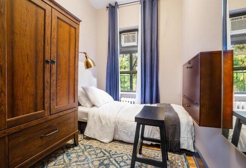 اتاق استاندارد یک نفره, Lamartine Chelsea