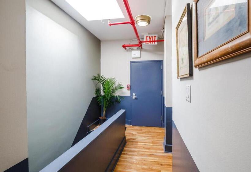 اتاق استاندارد یک نفره, Lamartine Chelsea