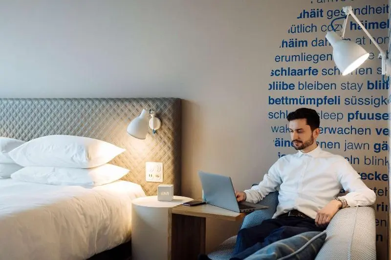 キングサイズベッドのスタンダードルーム, Hyatt Place Zurich Airport The Circle
