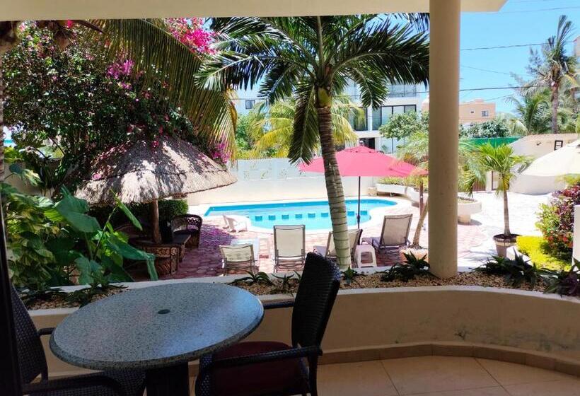 جناح مطلّ علي حمام السباحة, Cabañas Puerto Morelos