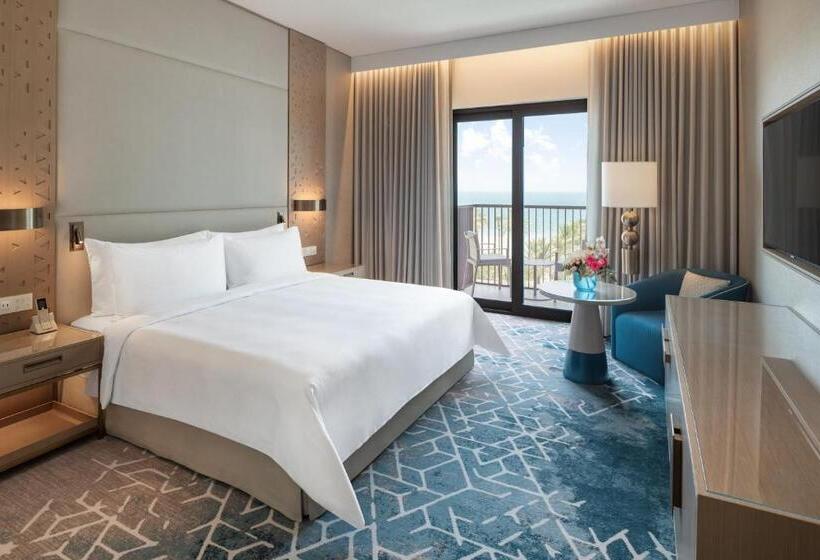 اتاق لوکس با تخت بزرگ, Palace Beach Resort Fujairah