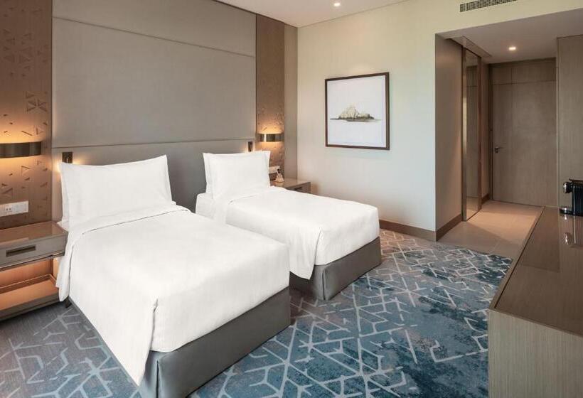 اتاق لوکس با چشمانداز دریا, Palace Beach Resort Fujairah