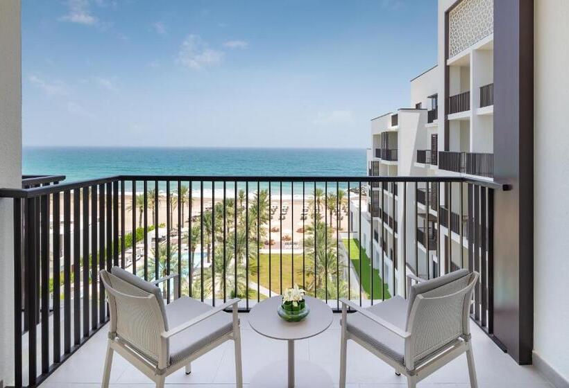 اتاق لوکس با چشمانداز دریا, Palace Beach Resort Fujairah