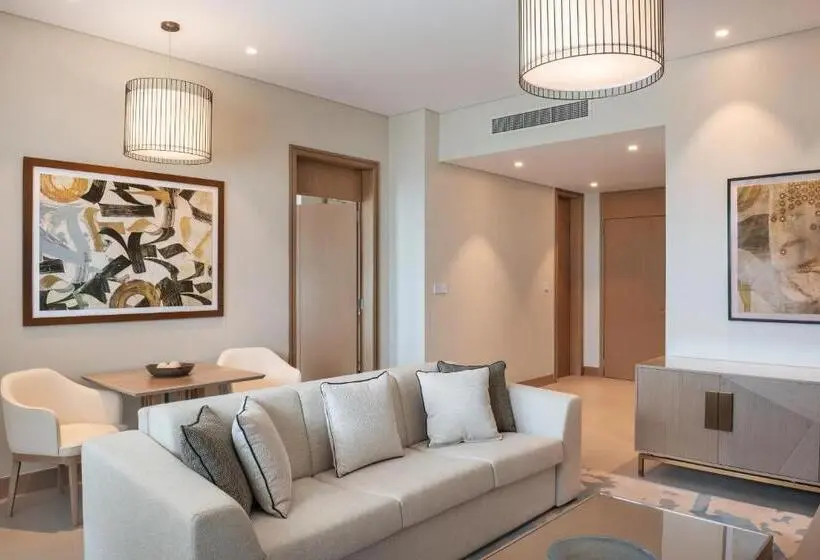 سوئیت اجرایی با چشم‌انداز دریا, Palace Beach Resort Fujairah