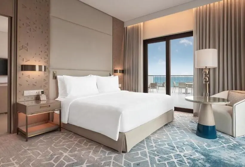 سوئیت اجرایی با چشم‌انداز دریا, Palace Beach Resort Fujairah