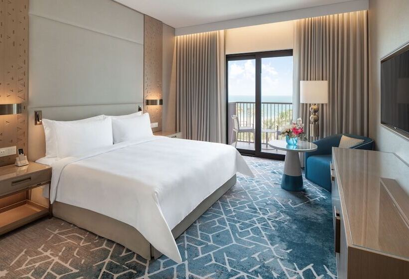 Номер Deluxe Вид на Бассейн, Palace Beach Resort Fujairah
