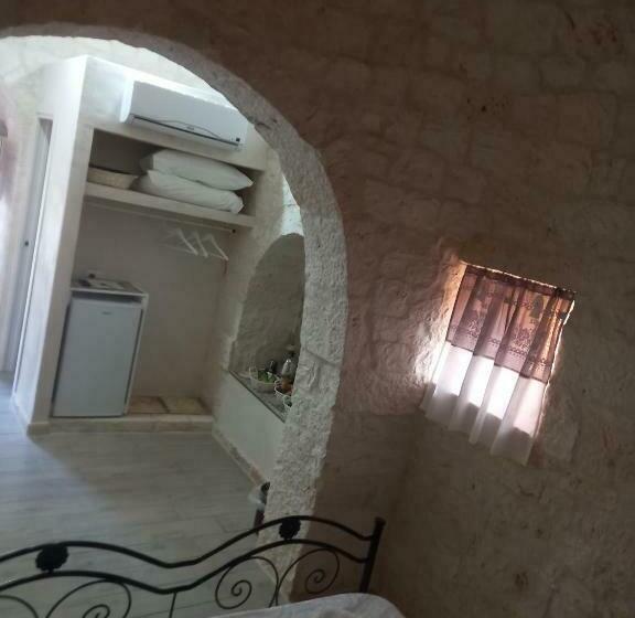 חדר סטנדרט, Giaster