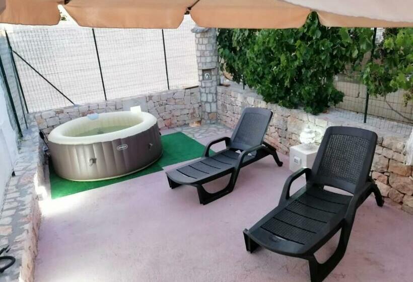 חדר סטנדרט, Giaster