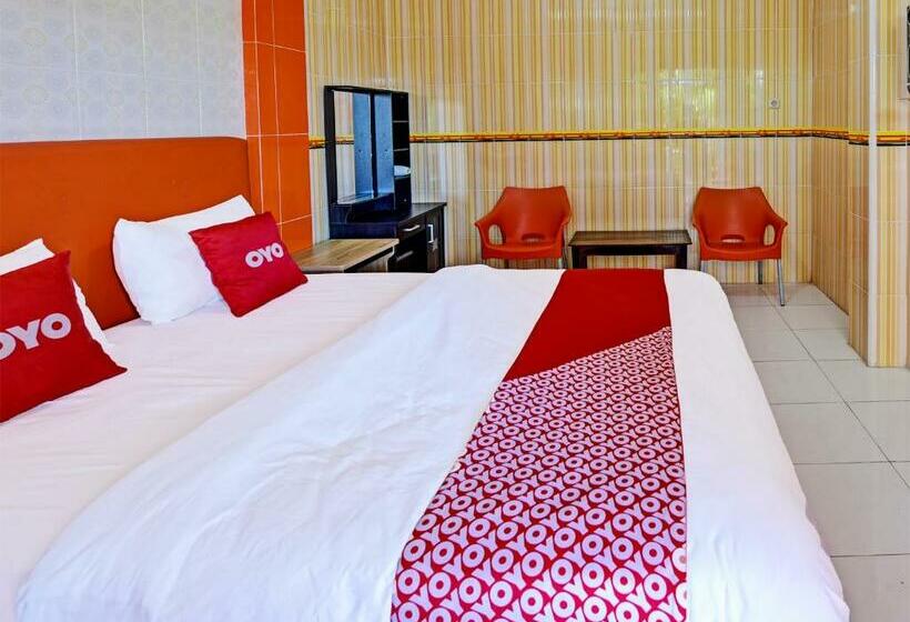 Номер Deluxe, Collection O 91489 Hotel Tanjung Permata