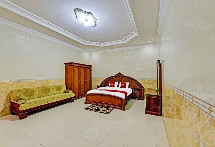 Номер Deluxe, Collection O 91489 Hotel Tanjung Permata