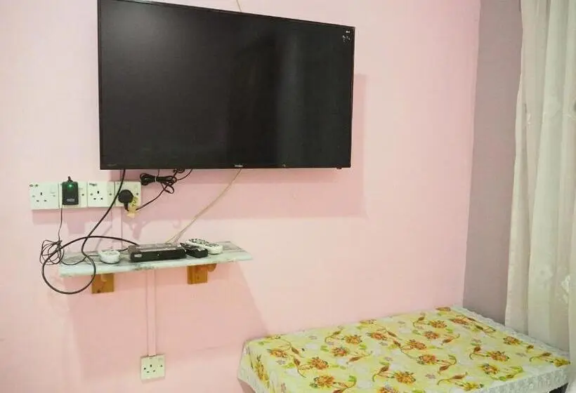 ４ベッドルームアパートメント, Oyo Homes 90575 Ck Bahau Homestay