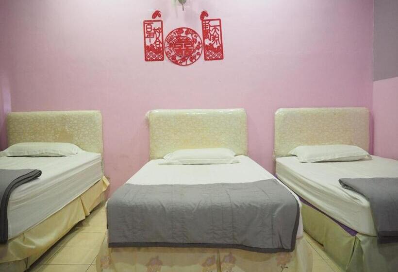 ４ベッドルームアパートメント, Oyo Homes 90575 Ck Bahau Homestay