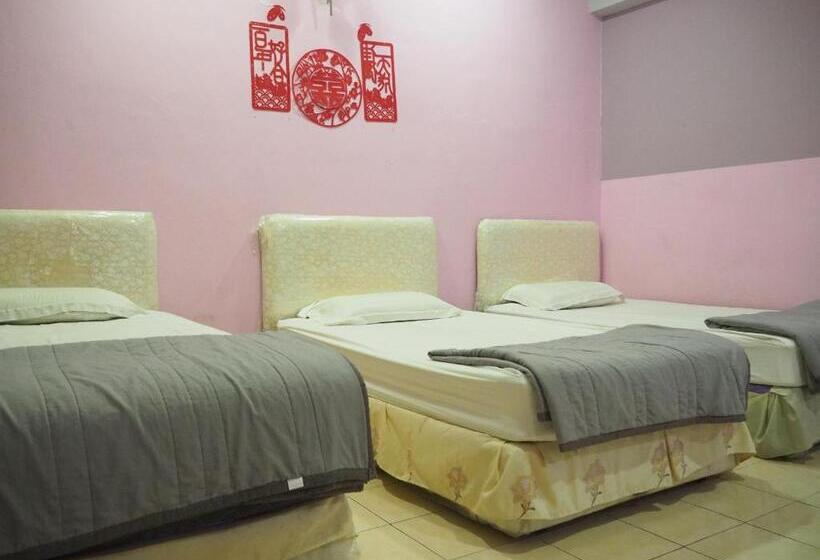 ４ベッドルームアパートメント, Oyo Homes 90575 Ck Bahau Homestay