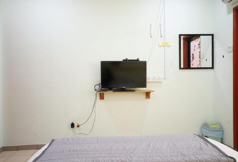 ４ベッドルームアパートメント, Oyo Homes 90575 Ck Bahau Homestay