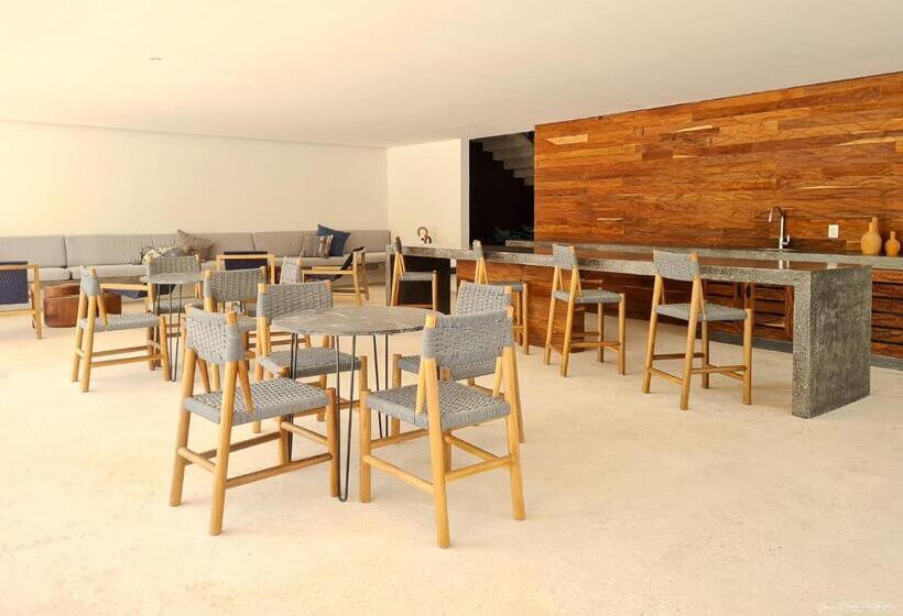 テラス付き１ベッドルームアパートメント, Iik Tulum By Groovy Stays  A Hip Condo Hotel With Wifi, Rooftop, Pool, Sleeps 6