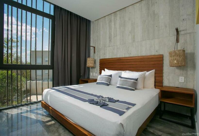 آپارتمان 1 خوابه با تراس, Iik Tulum By Groovy Stays  A Hip Condo Hotel With Wifi, Rooftop, Pool, Sleeps 6