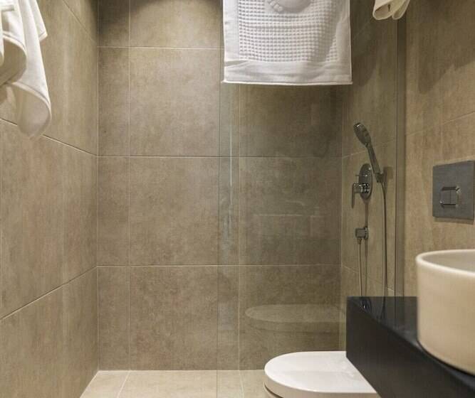 Estudio Estàndard, Channel Suites