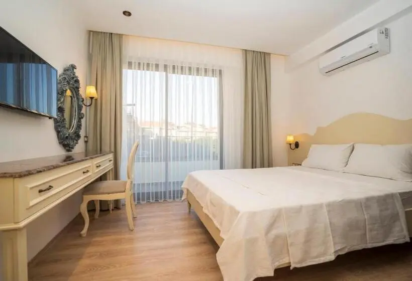 Deluxe-huone, Channel Suites