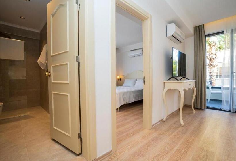 Habitació Deluxe, Channel Suites