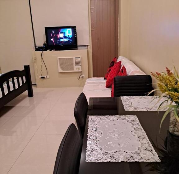 استودیوی استاندارد, Mrmcondotel