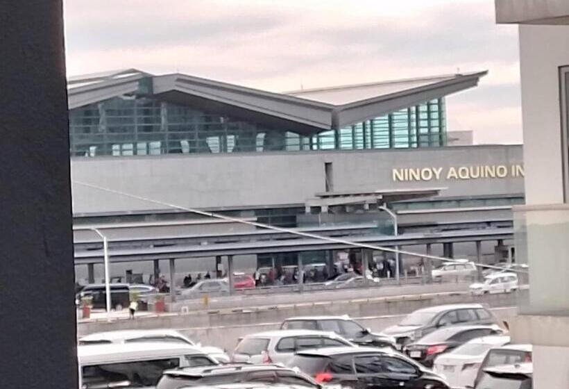 استودیوی استاندارد, Mrmcondotel