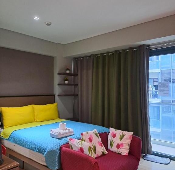 Студия Стандарт, Mrmcondotel