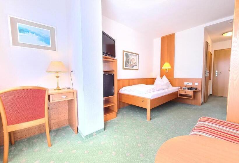 풀장 전망 싱글룸, Thermenhotel Tannenhof Ihr Wohlfühl