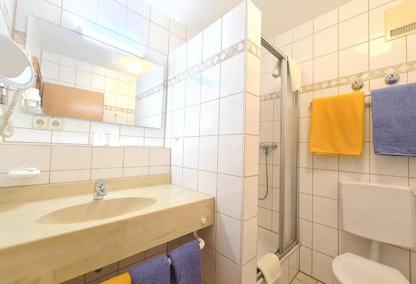 Семейный Номер, Thermenhotel Tannenhof   Ihr Wohlfühl